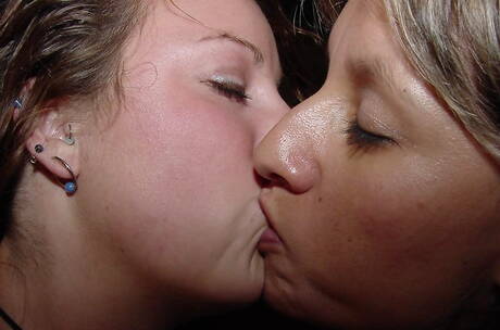 Kinky Florida Amateurs are excited to present you with a gallery showcasing mesmerizing lass in some sensual lesbian action